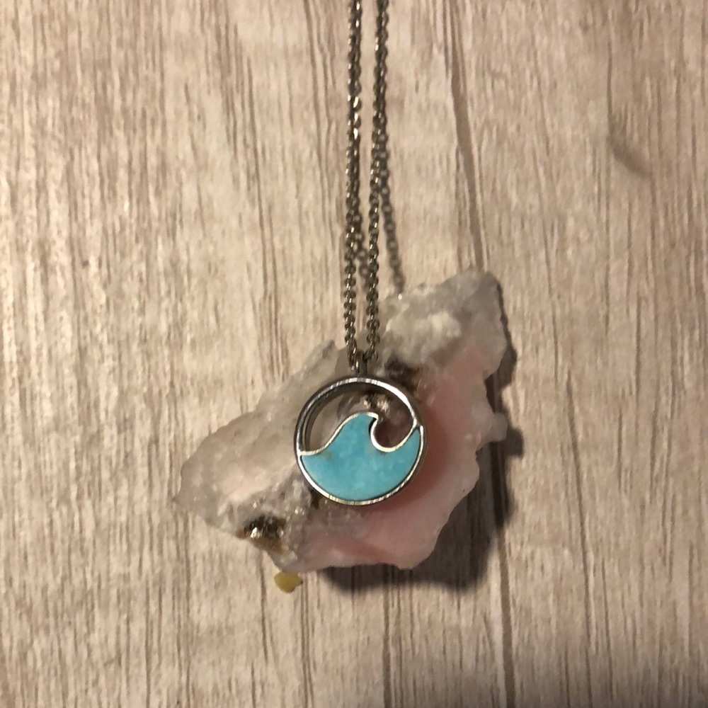 Pura Vida wave silver necklace.
